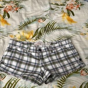 Hollister Green and White Jean Shorts Casual Style